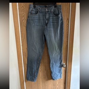 Fashion nova high rise straight jeans size 15 and they are a blue denim color!